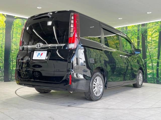 Toyota ESQUIRE 2017-05 195532-18