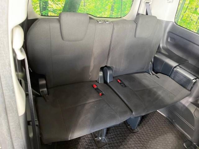 Toyota ESQUIRE 2017-05 195532-10