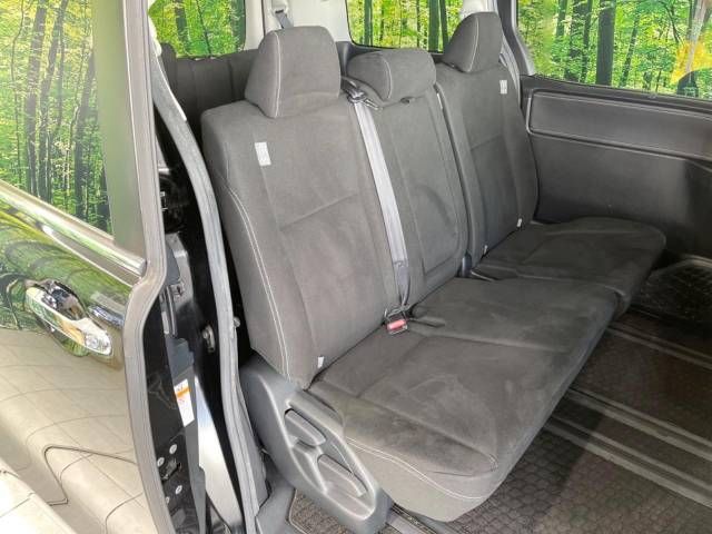 Toyota ESQUIRE 2017-05 195532-9