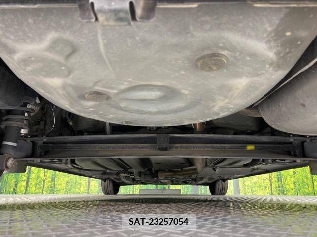Toyota SIENTA 2016-05 376973-19