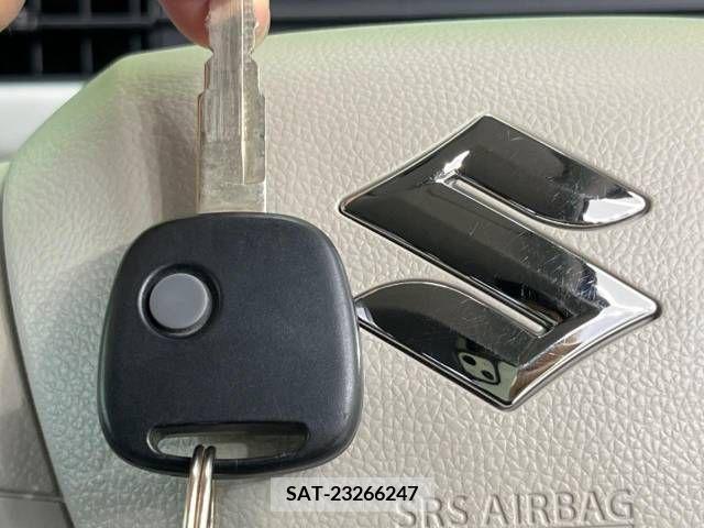 Suzuki WAGON R 2019-08 311825-6