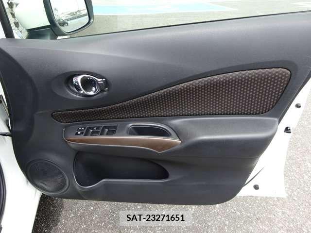 Nissan NOTE 2018-06 392904-11