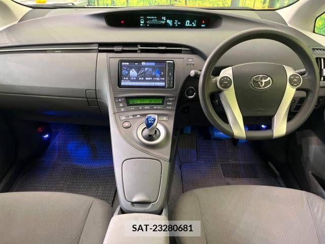 Toyota PRIUS 2010-06 344971-1