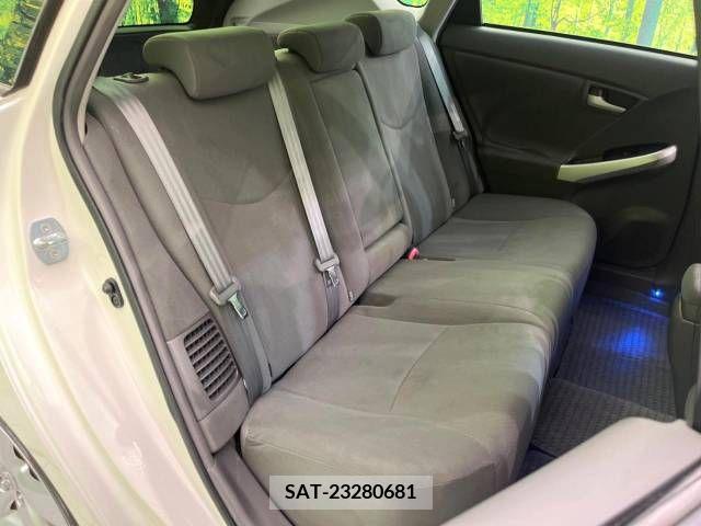 Toyota PRIUS 2010-06 344971-9