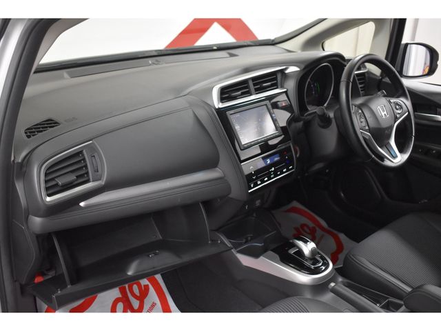 Honda FIT HYBRID 2018-02 190077-19