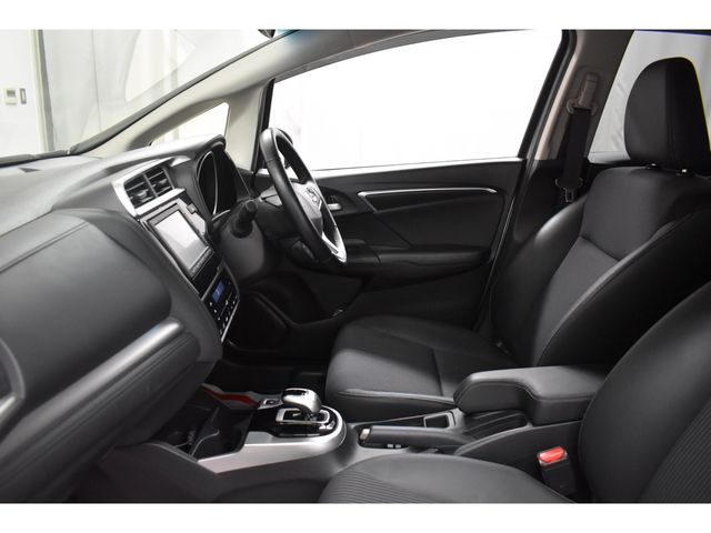 Honda FIT HYBRID 2018-02 190077-20