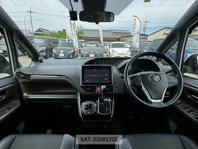 Toyota ESQUIRE 2016-04 268489-1