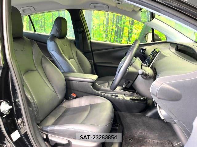 Toyota PRIUS 2019-04 322554-8