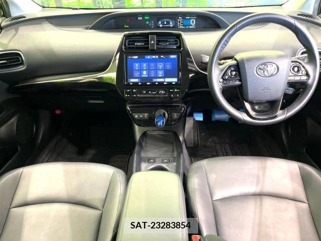 Toyota PRIUS 2019-04 322554-1
