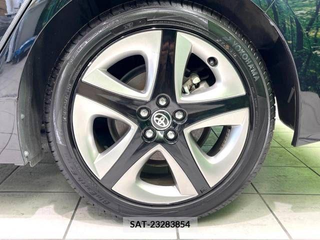 Toyota PRIUS 2019-04 322554-13