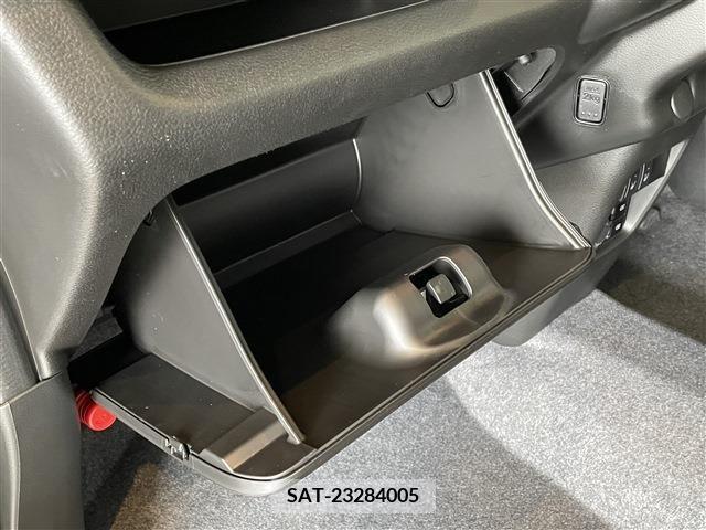 Suzuki HUSTLER 2024-03 372209-24
