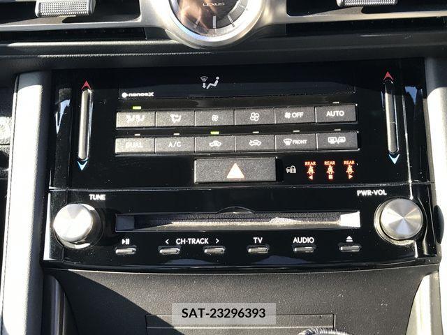 Lexus IS 2022-07 226023-18