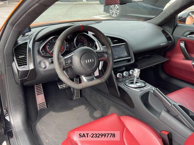 Audi R8 2011-12 320121-8