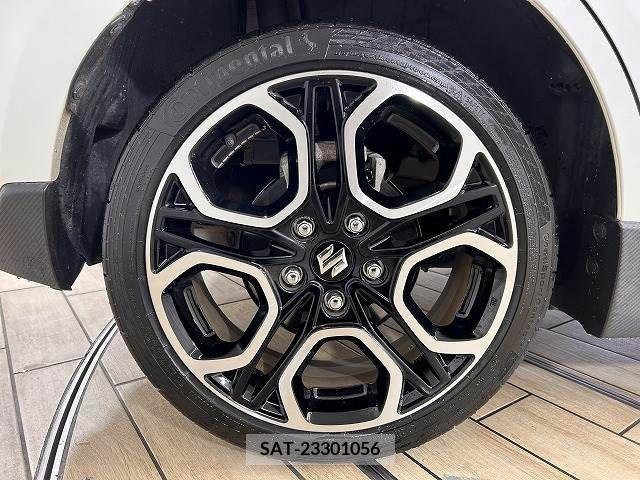 Suzuki SWIFT 2018-10 210269-18