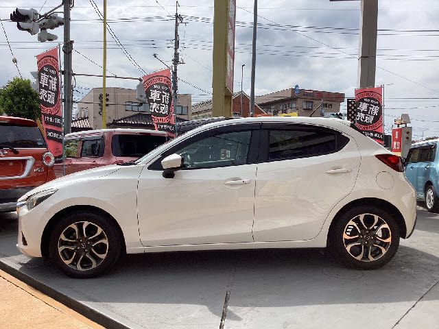 Mazda DEMIO 2015-01 4156-16