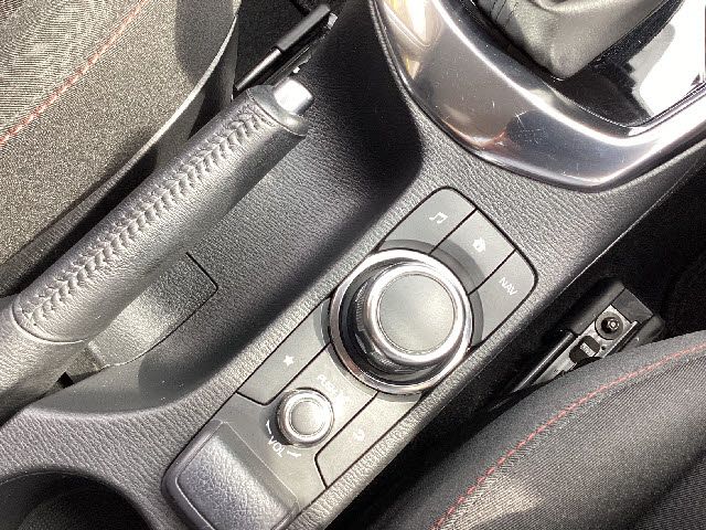 Mazda DEMIO 2015-01 4156-15