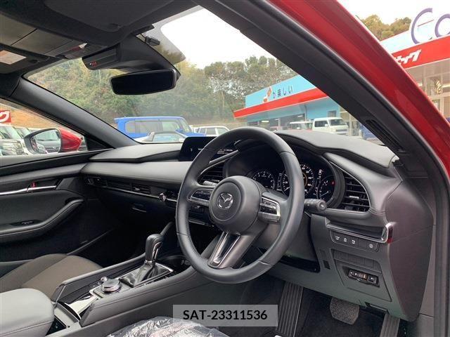 Mazda MAZDA3 2019-07 223878-15