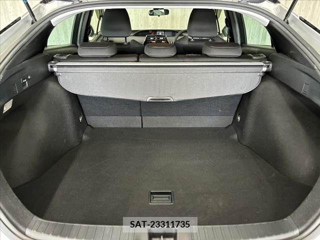 Toyota PRIUS 2021-06 385220-16