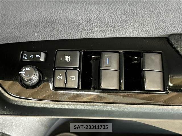 Toyota PRIUS 2021-06 385220-27
