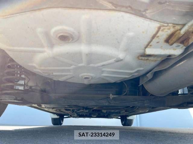 Mazda DEMIO 2004-04 296599-19