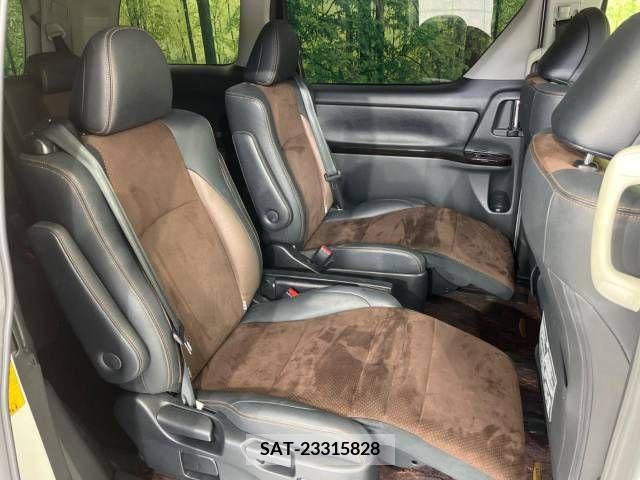 Toyota ALPHARD 2012-11 216733-9