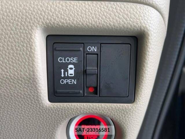 Honda N BOX 2019-09 278697-4