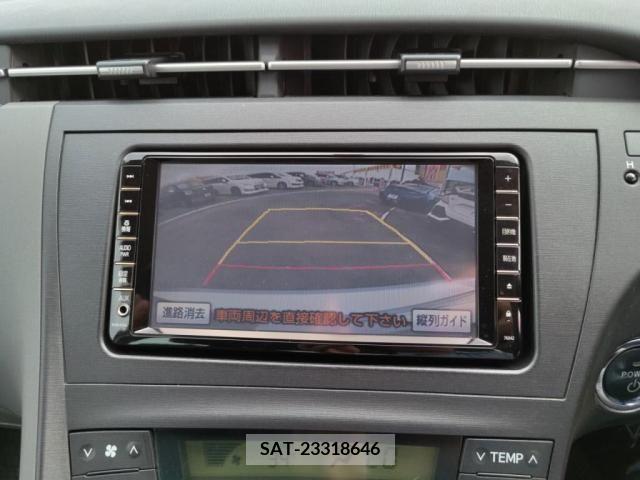 Toyota PRIUS 2010-01 351528-17