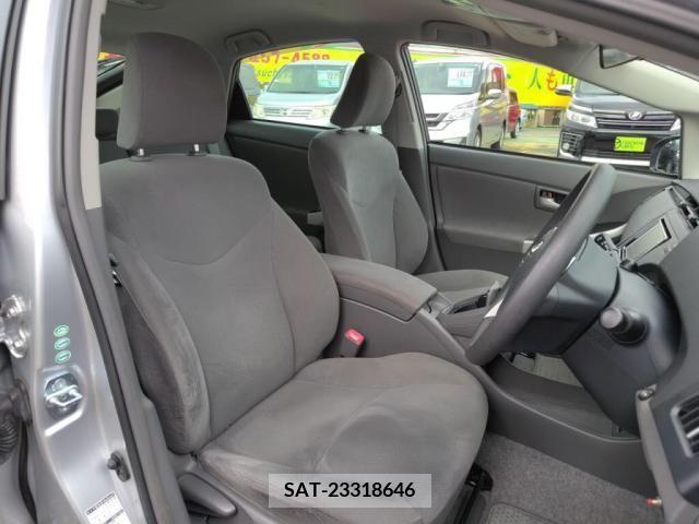Toyota PRIUS 2010-01 351528-12