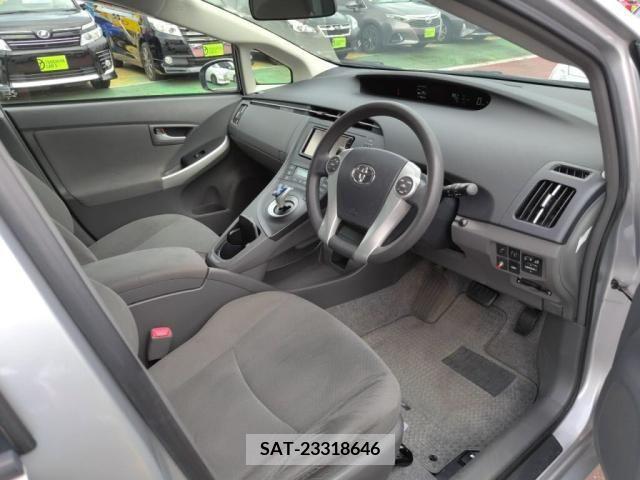 Toyota PRIUS 2010-01 351528-20