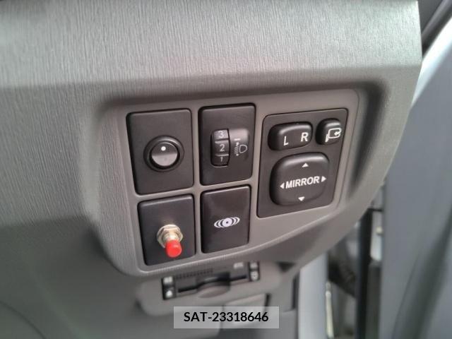 Toyota PRIUS 2010-01 351528-19