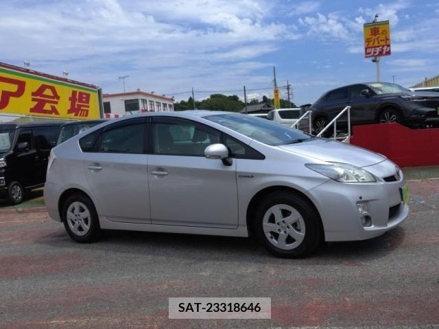Toyota PRIUS 2010-01 351528-8