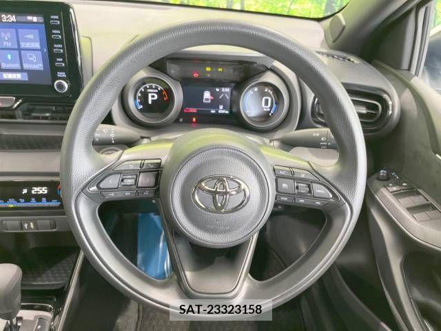 Toyota YARIS 2023-06 371394-11