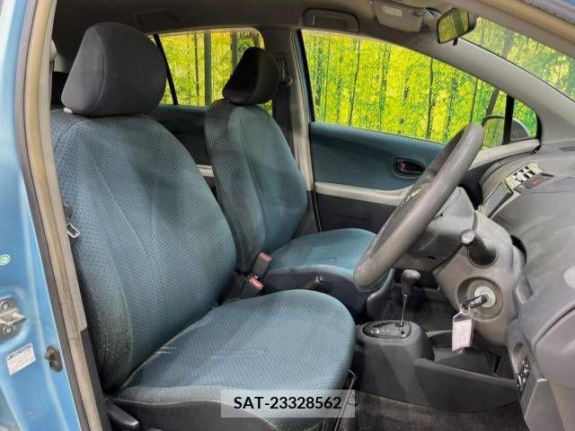 Toyota VITZ 2005-06 308810-4