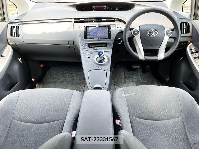 Toyota PRIUS 2011-10 282198-1