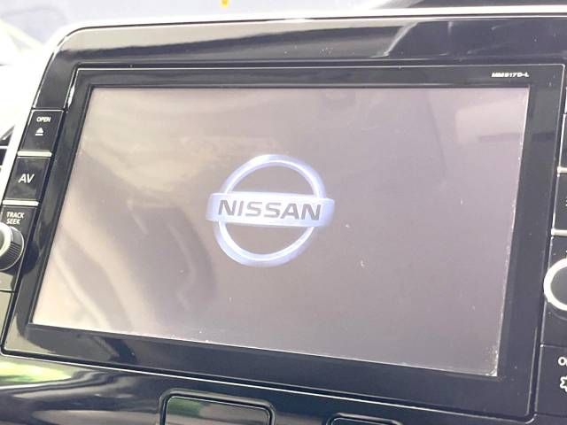 Nissan SERENA 2017-08 185891-2