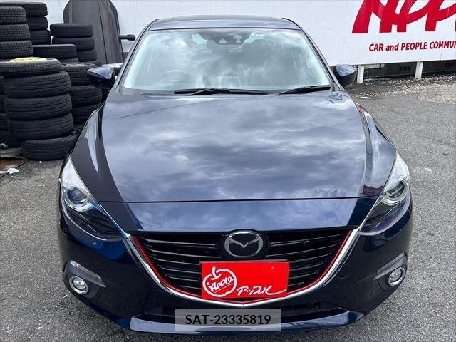 Mazda AXELA 2016-01 300969-1