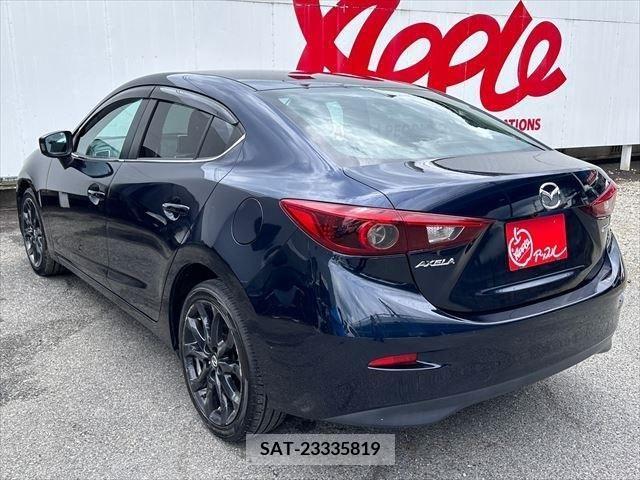 Mazda AXELA 2016-01 300969-6