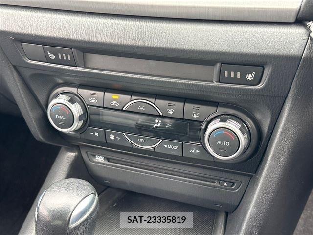 Mazda AXELA 2016-01 300969-28