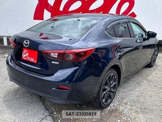 Mazda AXELA 2016-01 300969-4