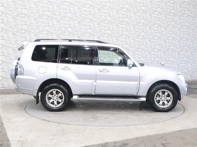 Mitsubishi PAJERO 2013-05 184437-6
