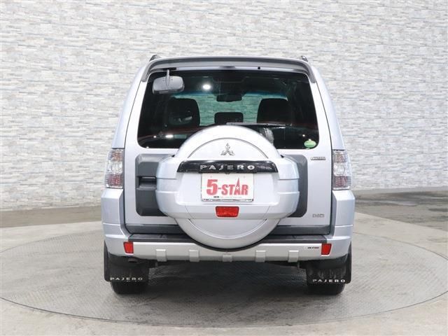 Mitsubishi PAJERO 2013-05 184437-5