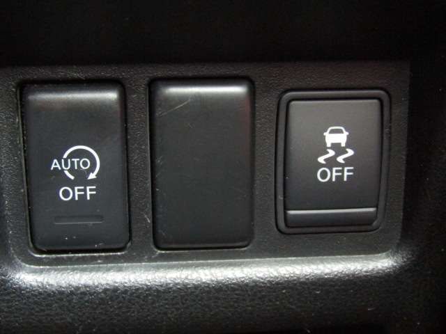 Nissan JUKE 2014-03 21831-16