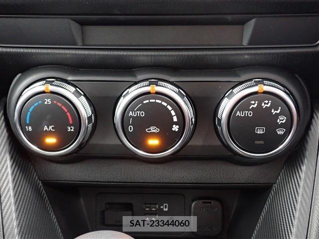 Mazda MAZDA2 2022-06 336410-16