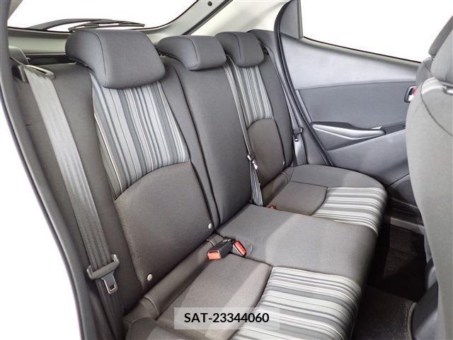 Mazda MAZDA2 2022-06 336410-27