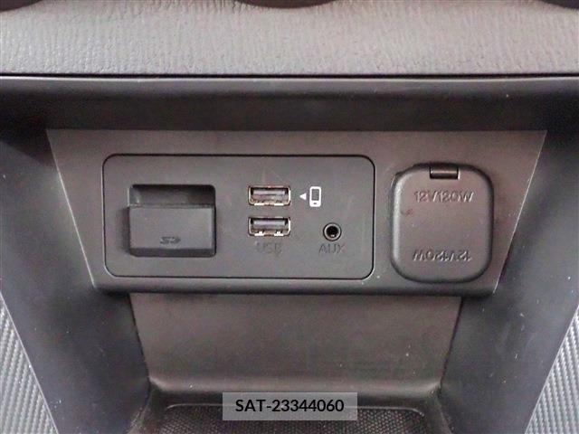 Mazda MAZDA2 2022-06 336410-19