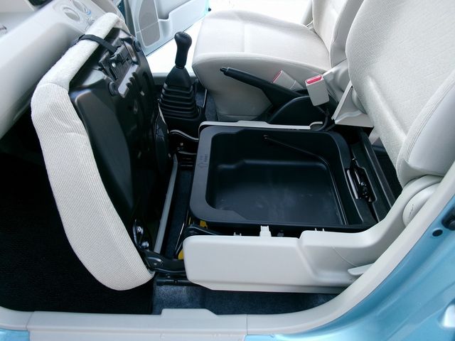 Suzuki WAGON R 2022-05 18959-15