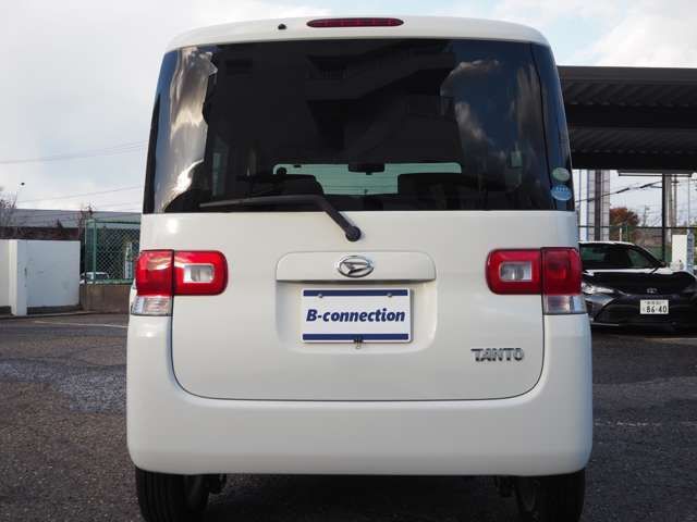 Daihatsu TANTO 2011-11 194511-8