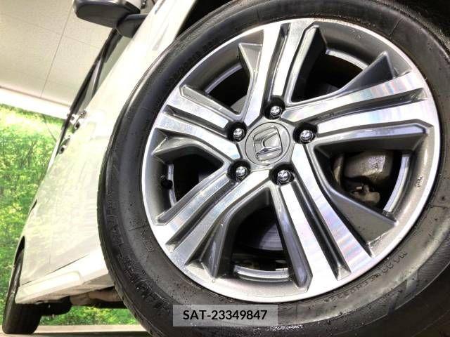 Honda e 2017-10 380634-12