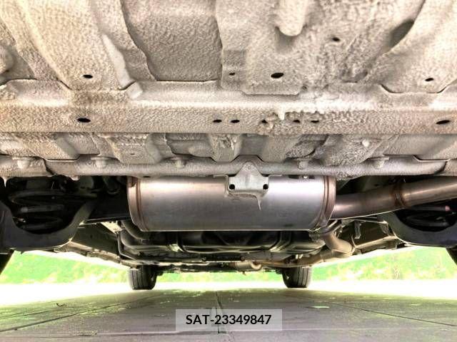 Honda e 2017-10 380634-19