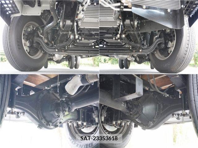 Mitsubishi CANTER 2023-01 208356-20